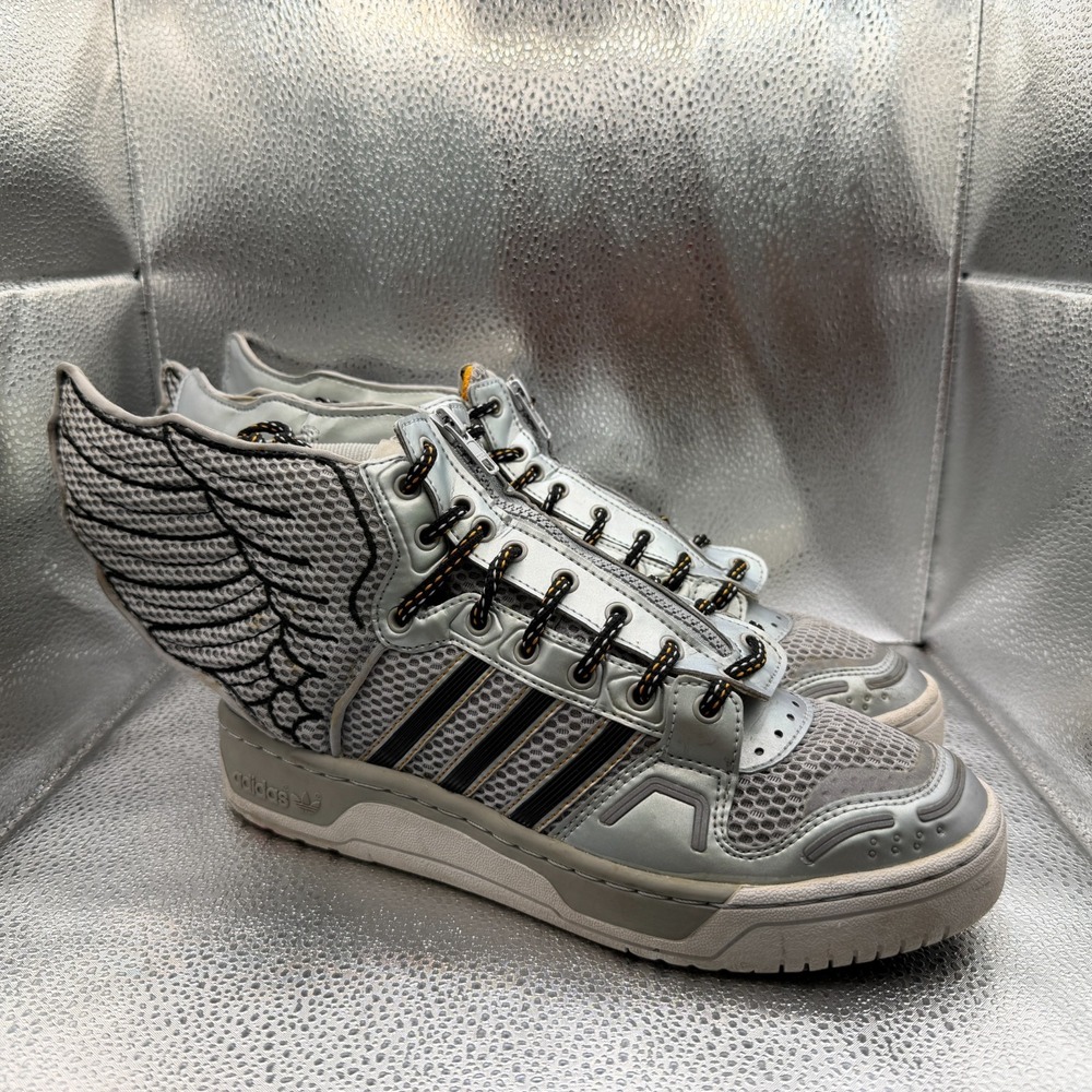 Size 7.5 Adidas JS Wings 2.0 Metallic Silver Mens Lace-Up Sneakers G61109